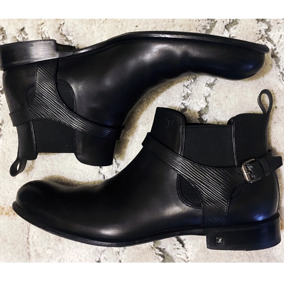 Louis Vuitton Other - LOUIS VUITTON • Men’s Dress Shoes (ST0194)